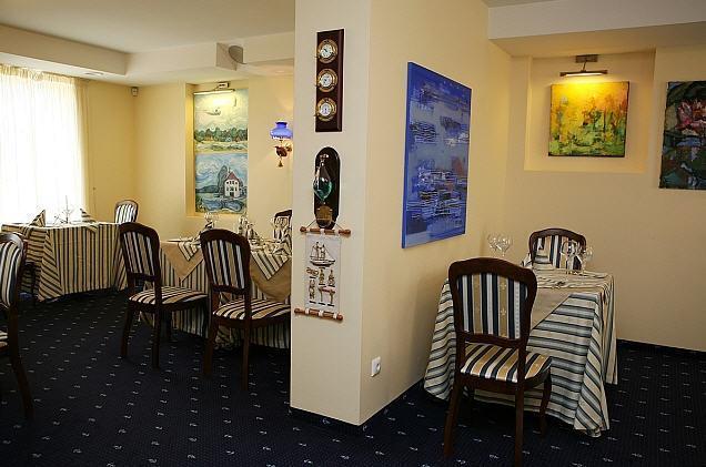 Guest House Birutes Uostas 斯文托伊 外观 照片