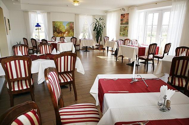 Guest House Birutes Uostas 斯文托伊 外观 照片